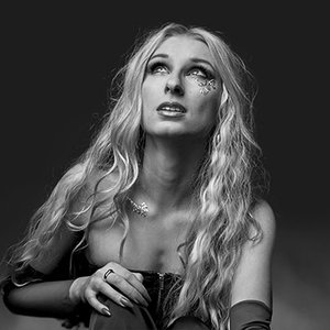 Holly Riva 的头像