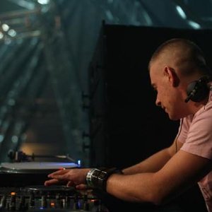 Mark Sherry pres. Outburst 的头像