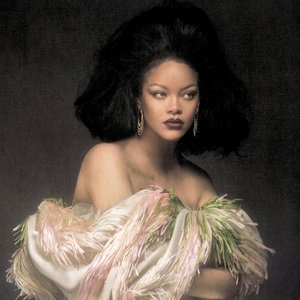 Rihanna 的头像