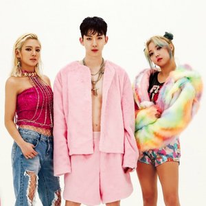 “효연, 민, 조권 (Hyoyeon, Min, Jo Kwon)”的封面