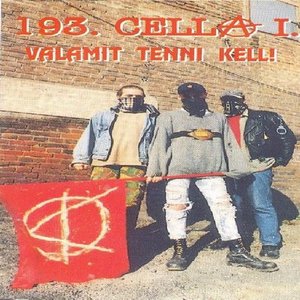 Valamit tenni kell!