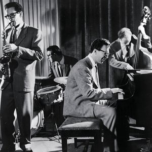 Dave Brubeck Quartet with Paul Desmond 的头像
