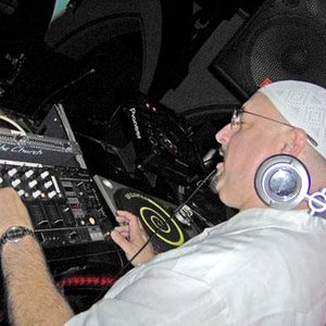 Dj Cubanito 的头像