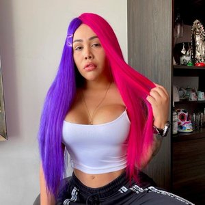 Yina Calderon 的头像