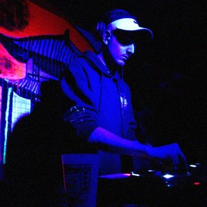 Falcone Makarov 的头像