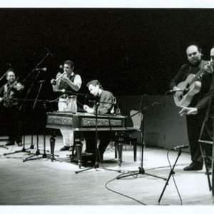 Immagine per 'Kálmán Balogh Gypsy Cimbalom Band'