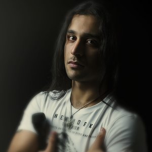 Aidin Davoudi 的头像
