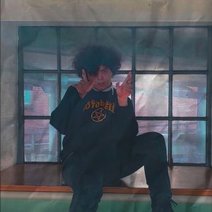 RomanX 的头像