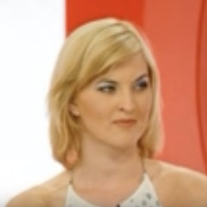 Polona 的头像
