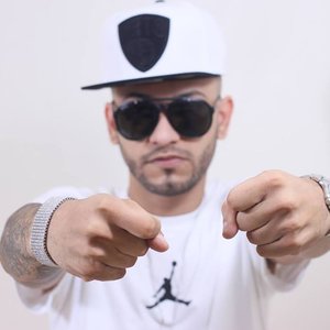 Elio MafiaBoy のアバター