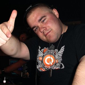 Dj ResQ 的头像