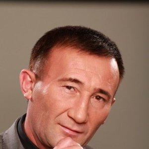 'Ринат Рахматуллин' için resim