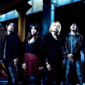 Velatria 的头像
