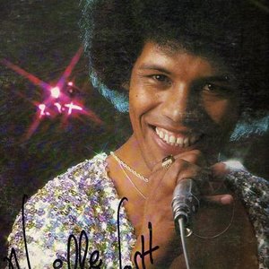 Neville Nash 的头像