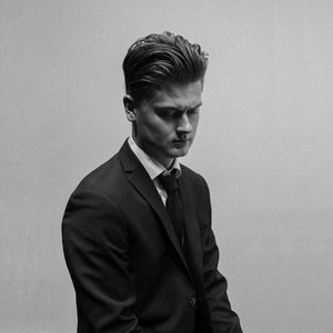 Edward Mustad 的头像