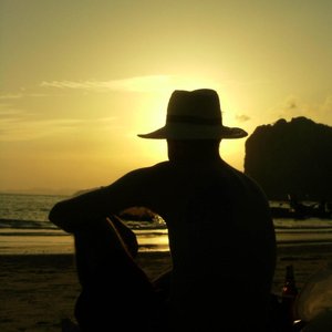 David E Wood 的头像