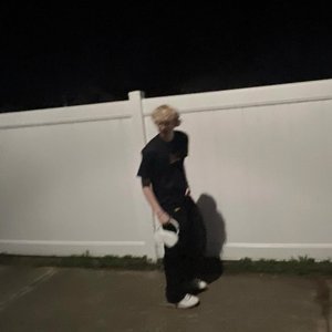 Quik4K 的头像