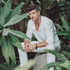 Robin Thicke photo provided by Last.fm