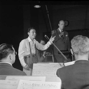 Frank Sinatra with Axel Stordahl and His Orchestra için avatar