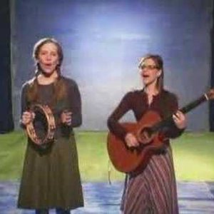 Lisa Loeb & Elizabeth Mitchell 的头像