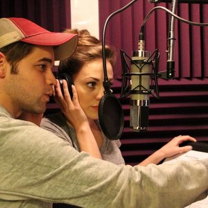 Laura Osnes & Jeremy Jordan 的头像