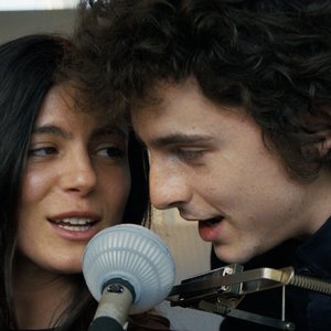 Timothée Chalamet & Monica Barbaro 的头像