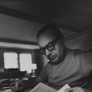 Alberto Ginastera 的头像