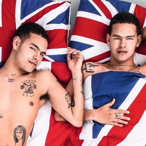 SLOWTHAI FEAT. A$AP ROCKY 的头像