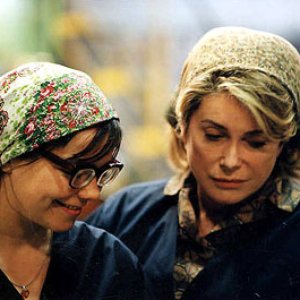 Image for 'Björk Guđmunsdóttir & Catherine Deneuve'