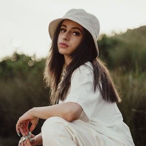 Skye Hine 的头像