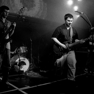 El Hombre Trajeado photo provided by Last.fm