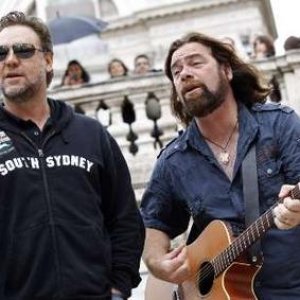 Russell Crowe & Alan Doyle 的头像