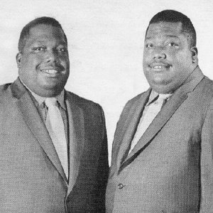 The O'Neal Twins 的头像