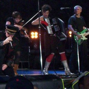 U2 with Arcade Fire 的头像