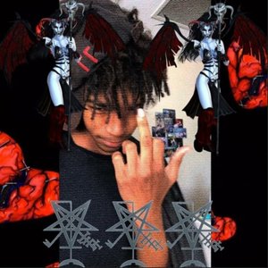 4JAY 𖤐 LUCI4 的头像