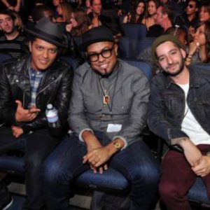 Bruno Mars Feat. Lupe Fiasco 的头像