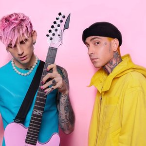 Blackbear & Machine Gun Kelly 的头像