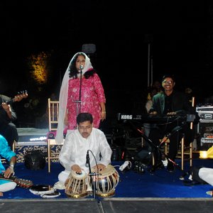 The Brown Indian Band のアバター