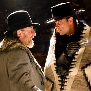 Tim Roth, Walton Goggins, Kurt Russell 的头像