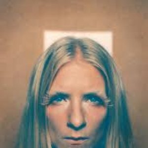 iamamiwhoami e ionnalee 的头像