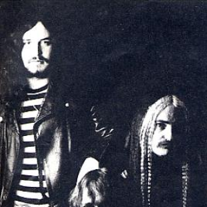 Chateaux photo provided by Last.fm