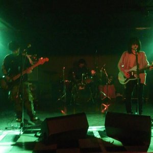 ダイイング アンド ベリー キュート 的头像