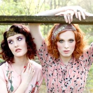 Immagine per 'Ren Harvieu & Karen Elson'