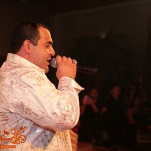 “Арташ Асатрян”的封面