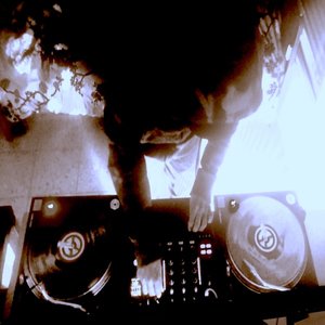 DJ Galactic 的头像