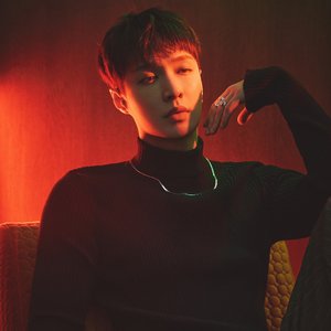 LAY 的头像