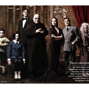 Cast of The Addams Family 的头像