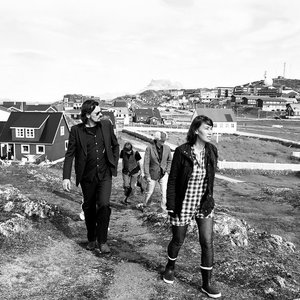 Nive Nielsen & The Deer Children 的头像