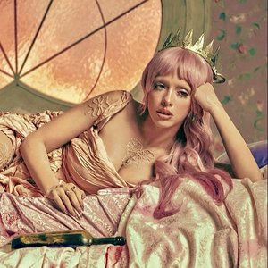 Melanie Martinez 的头像