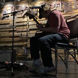 Charlie Novak 的头像
